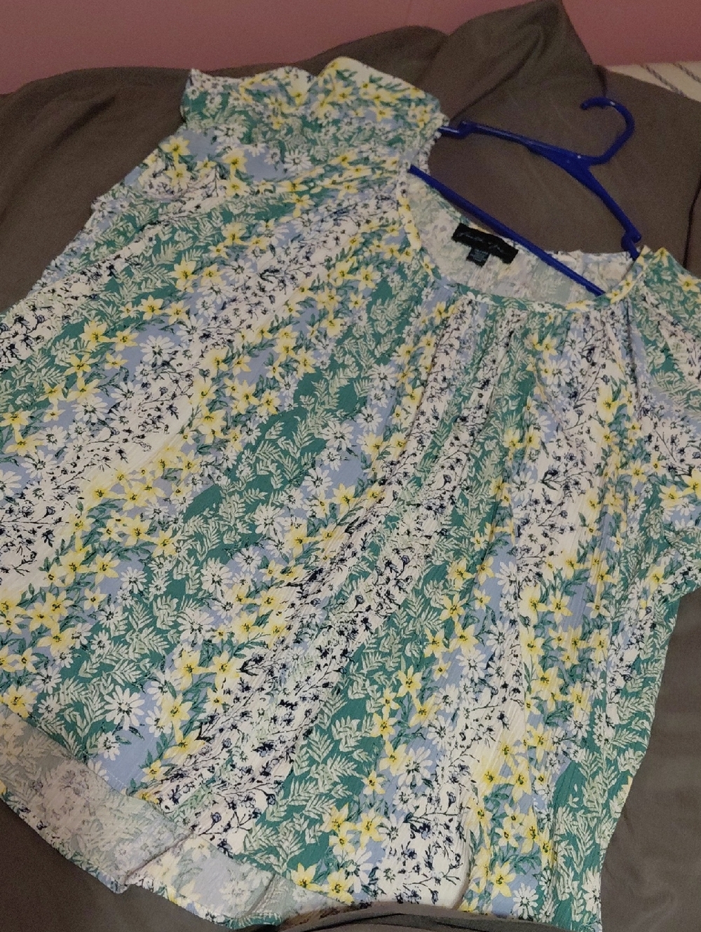 Faith & Zoe Floral Pleated Short-Sleeve Top - Green/Yellow/White